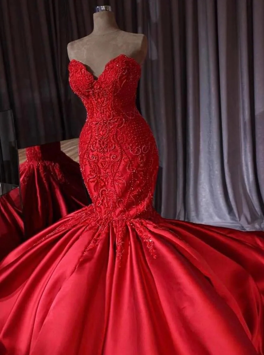 Robe De mariée De luxe en forme De sirène, tenue De mariage rouge arabe dubaï avec des perles et des trompettes, avec traîne royale, nouvelle collection 2021