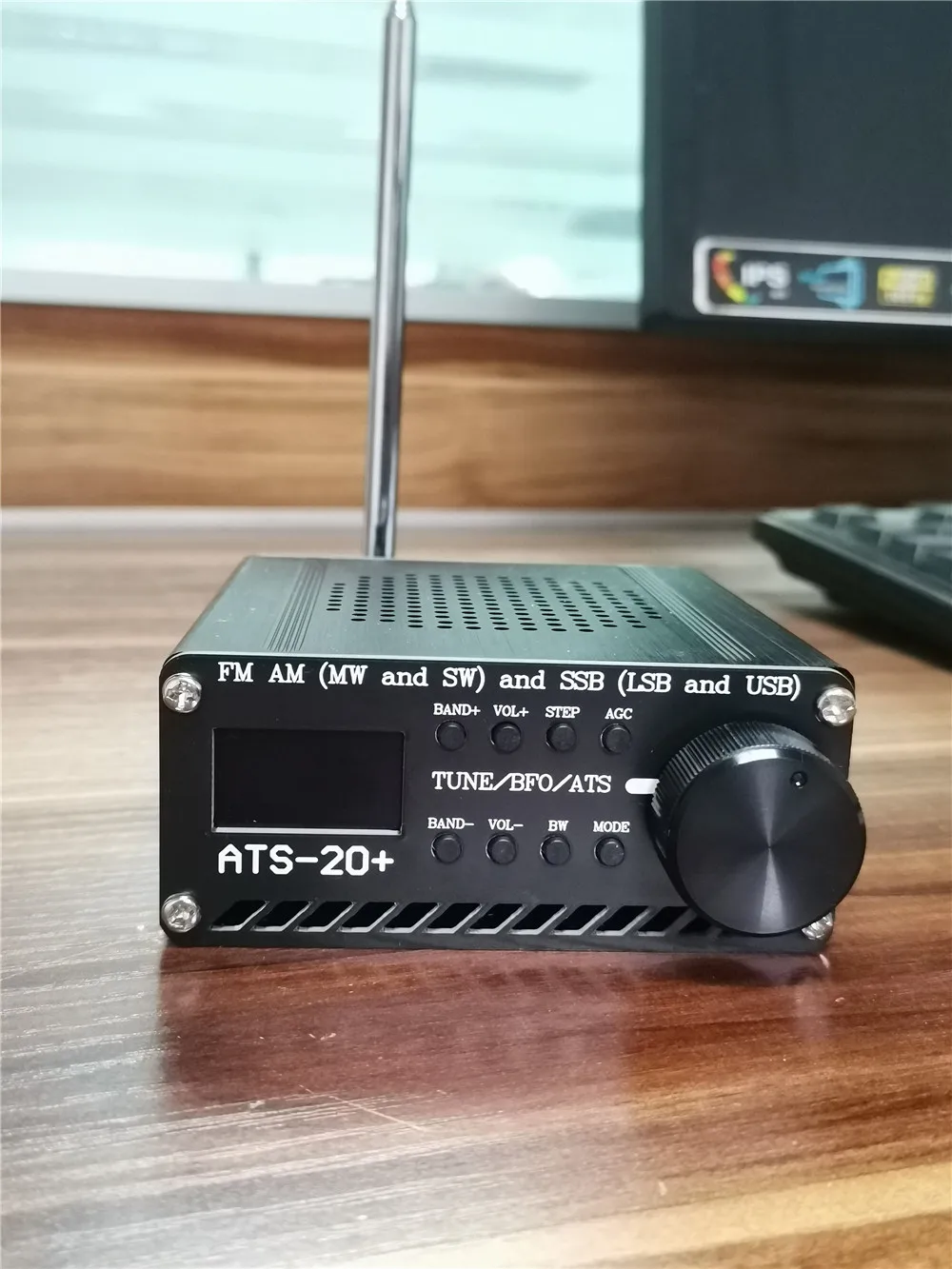 ใหม่ ATS-20 + Plus ATS20 V2 SI4732วิทยุ FM AM (MW & SW) SSB (LSB & USB) + เสาอากาศ + ลำโพง + เคส +