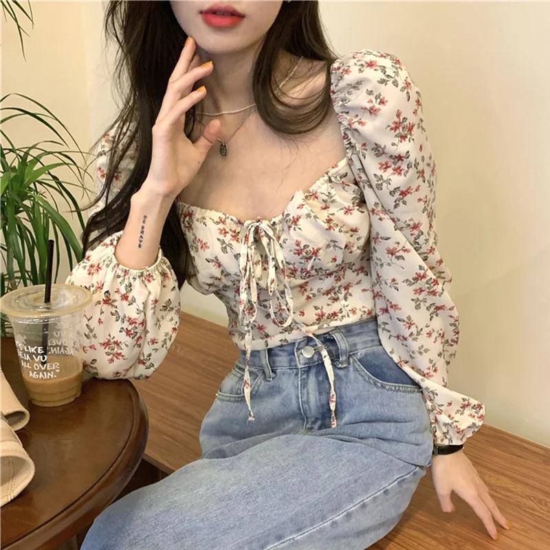 Floral Blouses Women Sweet Design Bow Square Collar Tops French Style Elegant Casual Puff Long Sleeve Cropped Shirts Mujer Chic