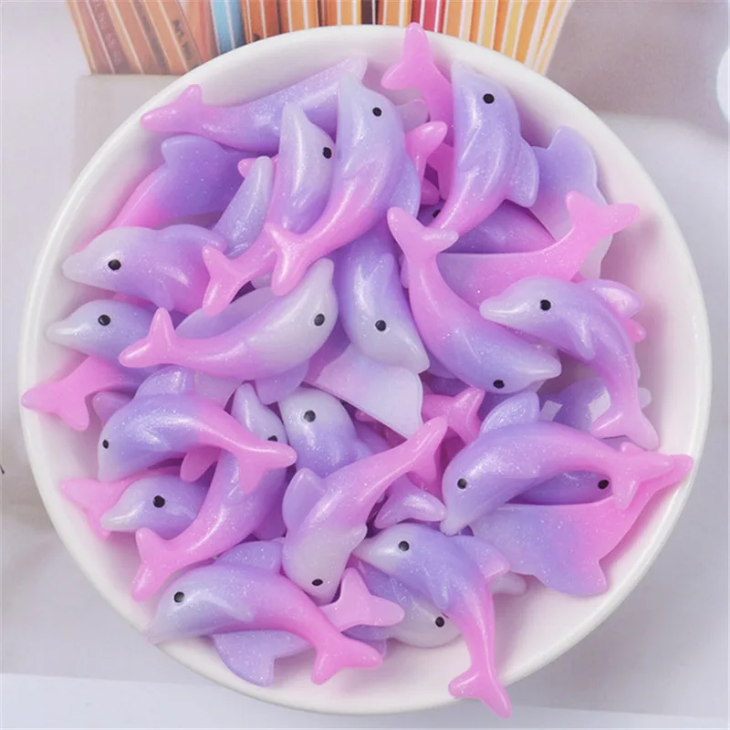 10 stücke 35*19mm Flache Rückseite Gradienten Farbe Delphin Harz Niedlichen Charme Cabochons Für DIY Halsketten Verschönerung Zubehör handwerk – Detail 1