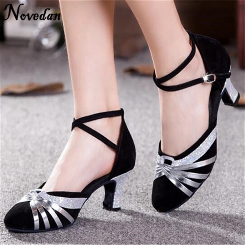 Women Ladies Ballroom Modern Dance Shoes Closed Toe Indoor Dancing Shoes Tango Salsa Performance Heels 5.5cm