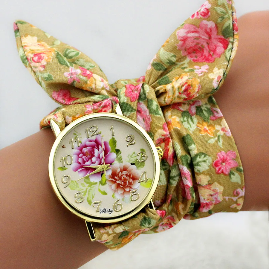 Shsby Design Ladies Flower Cloth Wrist Watch Gold Fashion Women Dress Watches High Quality Fabric Clock Sweet Girls Watch