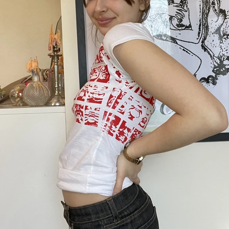 شينغتشينغ القوطية صورة طباعة تي شيرت الجمالية قصيرة الأكمام تعرق تي شيرت Harajuku الشارع الشهير الأبيض المحاصيل الأعلى النساء الملابس