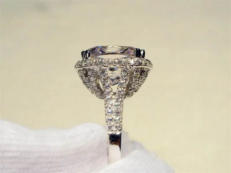 Luxury 8ct Diamond Ring 14K White Gold Jewelry Moissanite Court Engagement Wedding band Rings for Women Bridal Party accessory