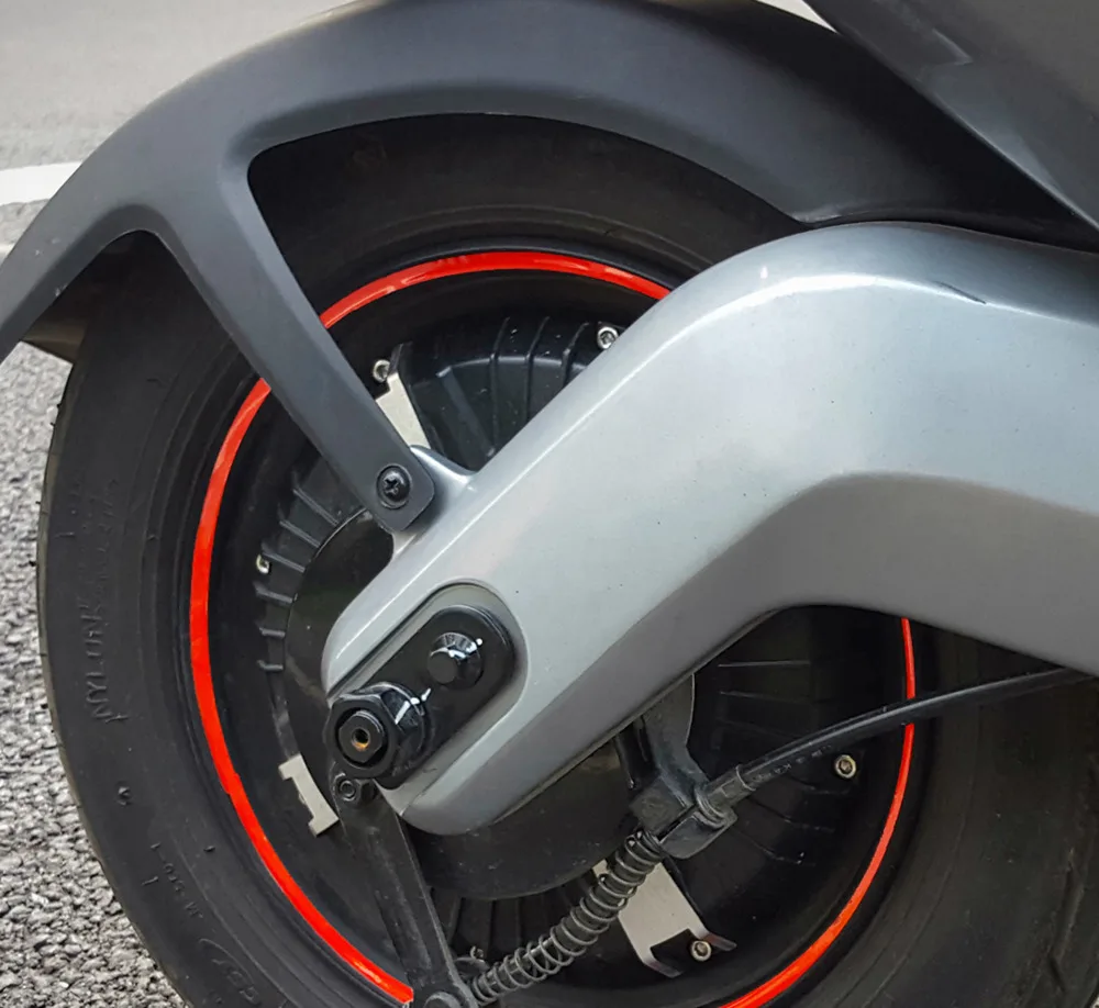 Electric Motorcycle Wheel Hub Sticker Modified Parts Reflective Waterproof Sticker for Niu F0 / G0 / M1 / m + / Mqi