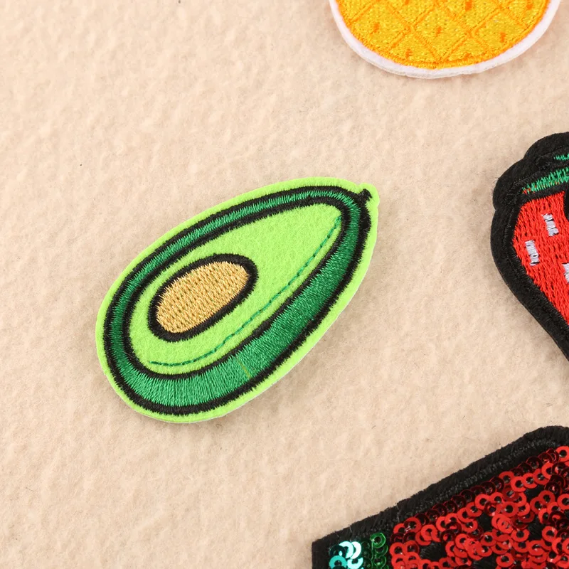 New Small Fresh and Lovely Strawberry Pineapple Fruit Pattern Patch Clothing Accessories Badge Embroidery Cloth Stickers