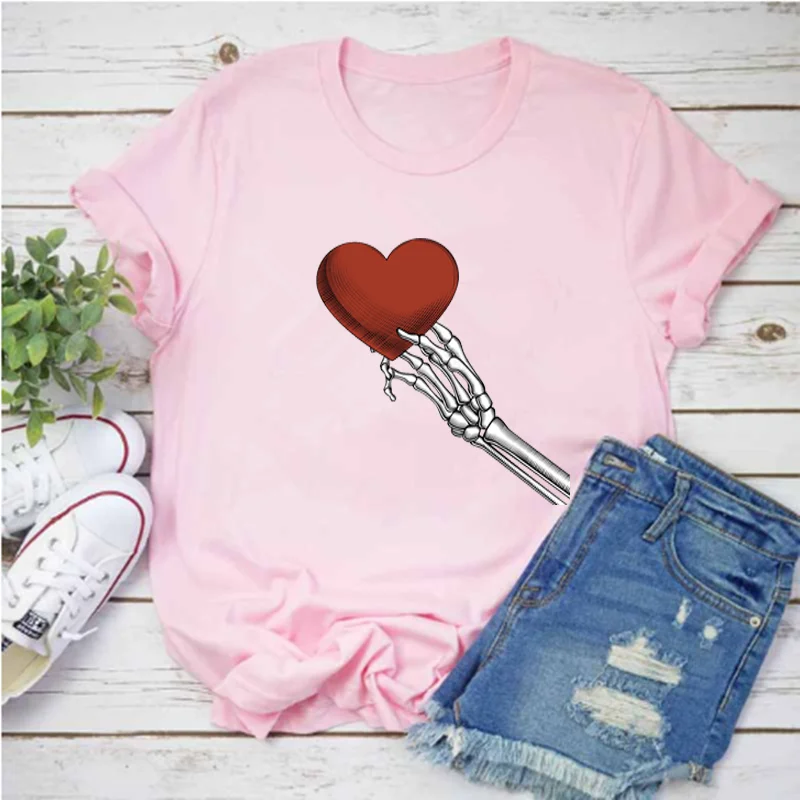 Manos Esqueleto Amor Mujeres Manos Esqueleto Halloween Camiseta clásica