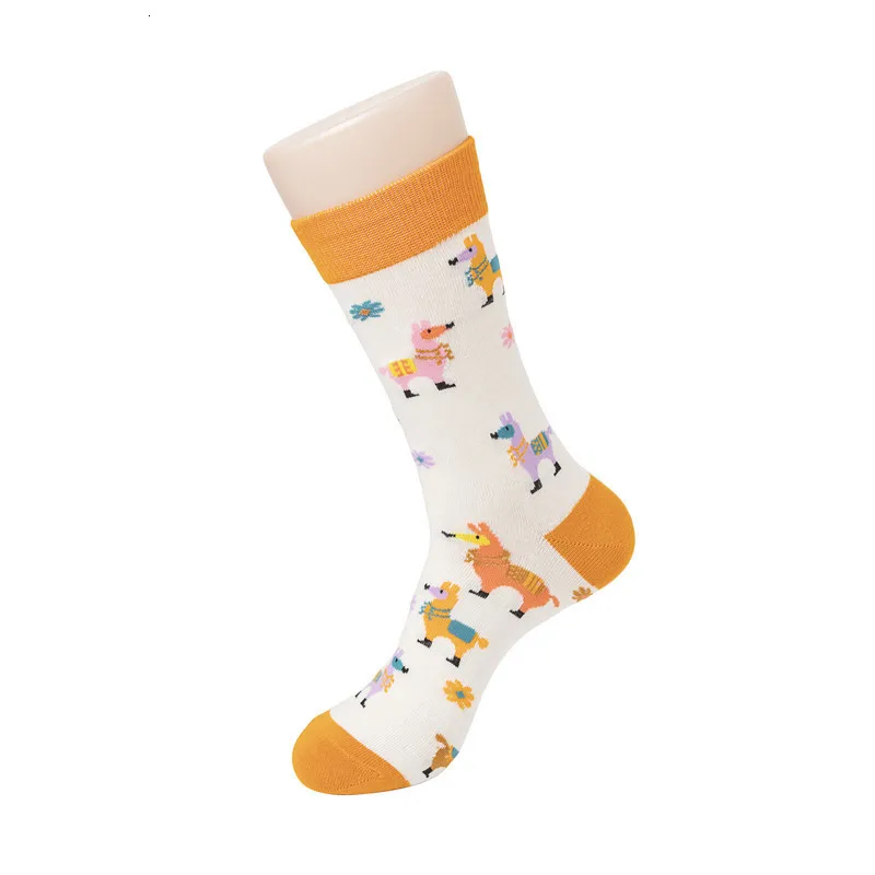 Hrajuku Style Combed Cotton Men\'s Socks Colorful Cartoon Funny Kawaii Dog Cat Elephant Fish Socks Fashion  Spring Sokken