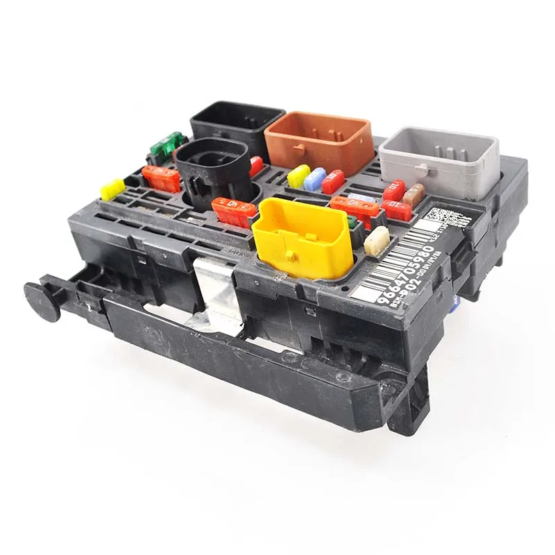 

9809742780 9664705980 9667044980 9807028580 9807028780 9664706180 Genuine Fuse Box Unit Assembly For Citreon C5 Peugrot 3008