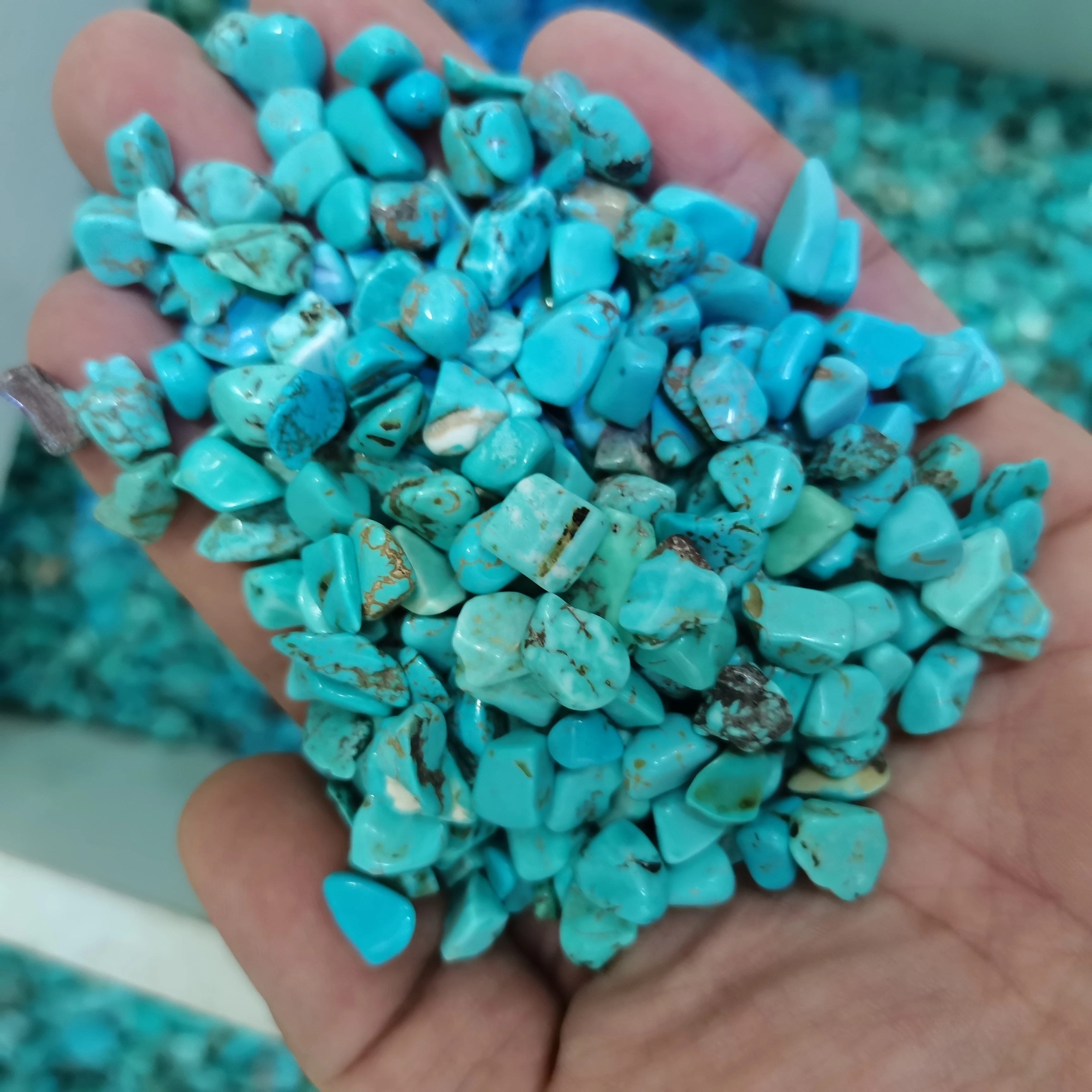 100G Undrilled Irregular Natural Turquoises Gravel Energy Chips Shape Beads For DIY Jewelry Making Fish Tank Decor