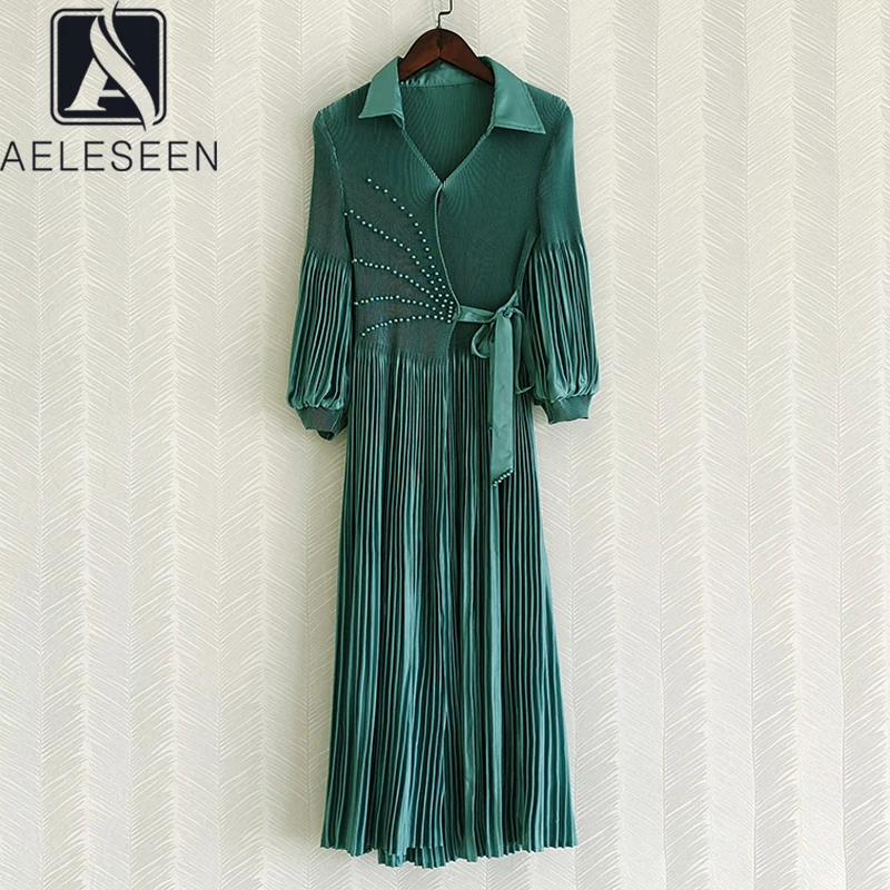 

AELESEEN High Quality Autumn Winter Velvet Dress 2024 Runway Fashion V-Neck Pearls Beading Lanter Sleeve Long Pleated Dress