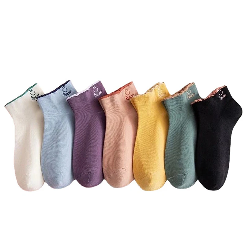 Women Cotton Socks Casual Harajuku Solid Girls Cute Sock Female Fashion Multicolor Embroidered Smile Short Sox Streetwear