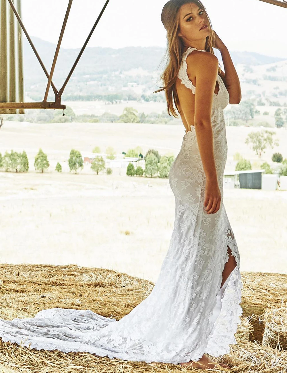 Vestidos de novia bohemios de encaje con abertura frontal, vestido de novia con cola de corte de playa, Halter transparente, espalda abierta, sirena, 2015