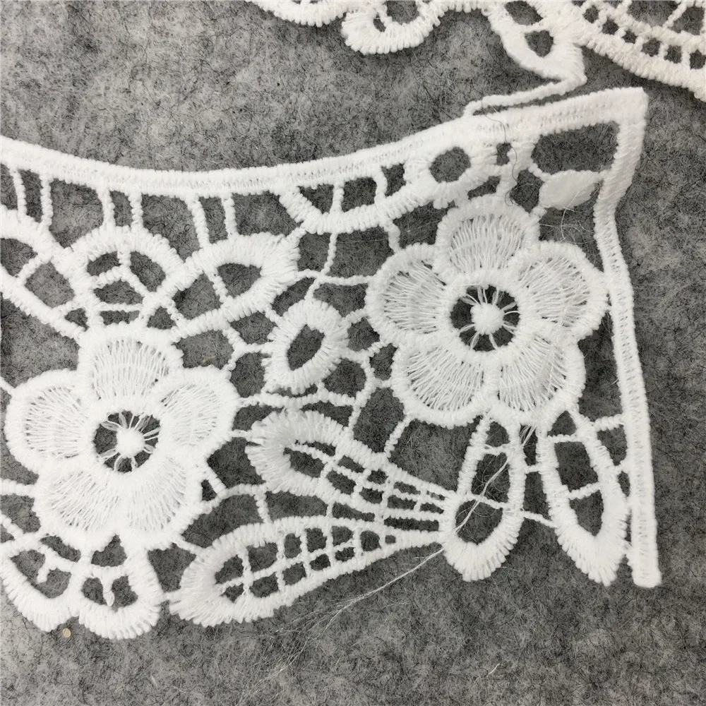 Nuovo Scava Fuori Il Fiore Del Ricamo Del Merletto Del Neckline Fai da Te Collare Trim per Cucire Vestiti di Applique Del Ricamo Bordo per Forniture