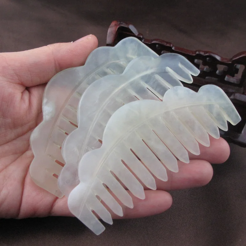 CN Herb Hot Petals Shape Pattern Jade Combs Pure Natural Jade Combs Massage Combs Head Massage Combs 1 Pcs