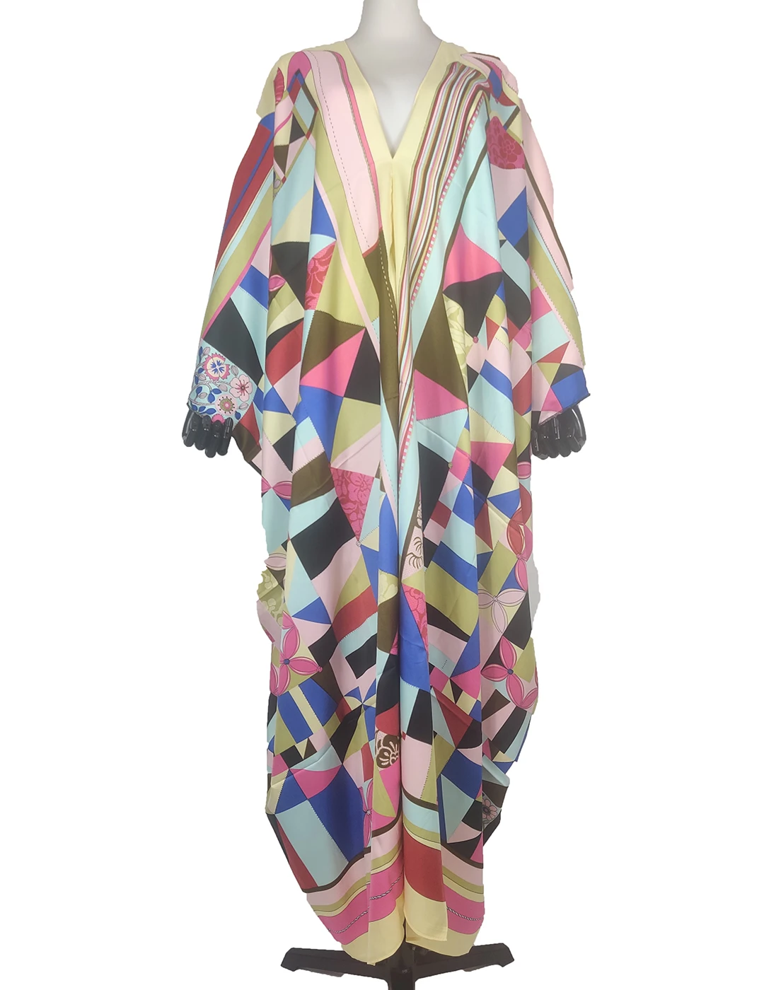 

Dubai Traditional Muslim Lady Oversized Twill Silk Printed Kaftan Dress New Fashion Turkey Lady Outlet Long Abaya Clothing