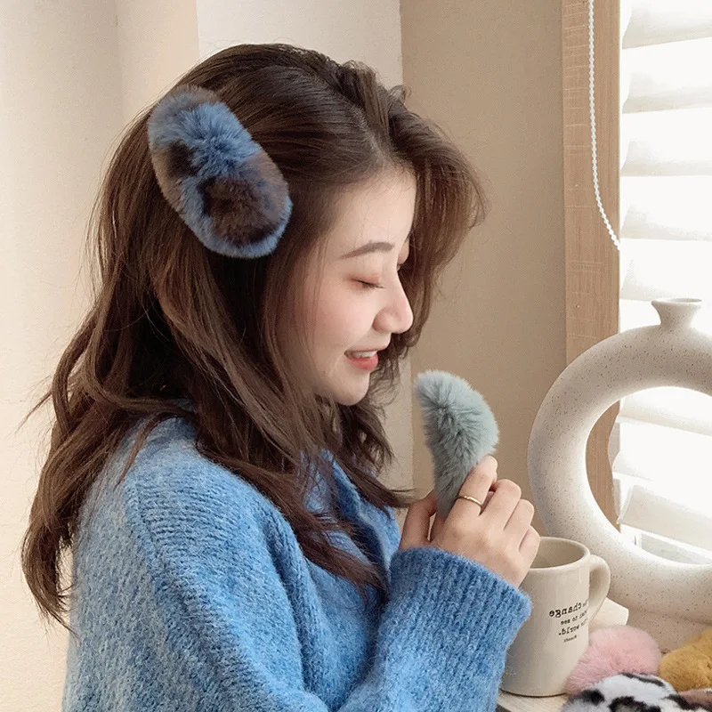 Autumn and winter plush hair clip fashion 2021 new bangs clip female girl headdress simple rabbit fur side clip accessories