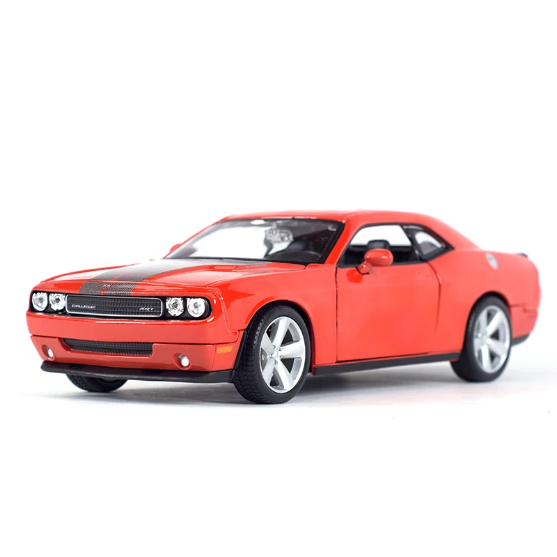 Maisto 1:24 2008 Dodge Challenger Srt8  Sports Car Static Die Cast Vehicles Collectible Model Car Toys