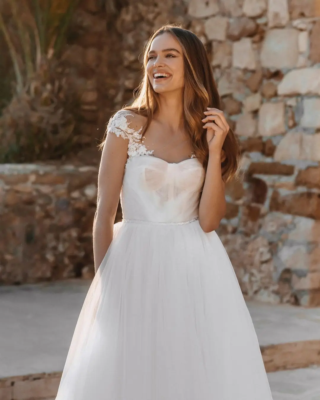 Robe De mariée Vintage en dentelle, style Boho, manches cape, taille perlée, bon marché