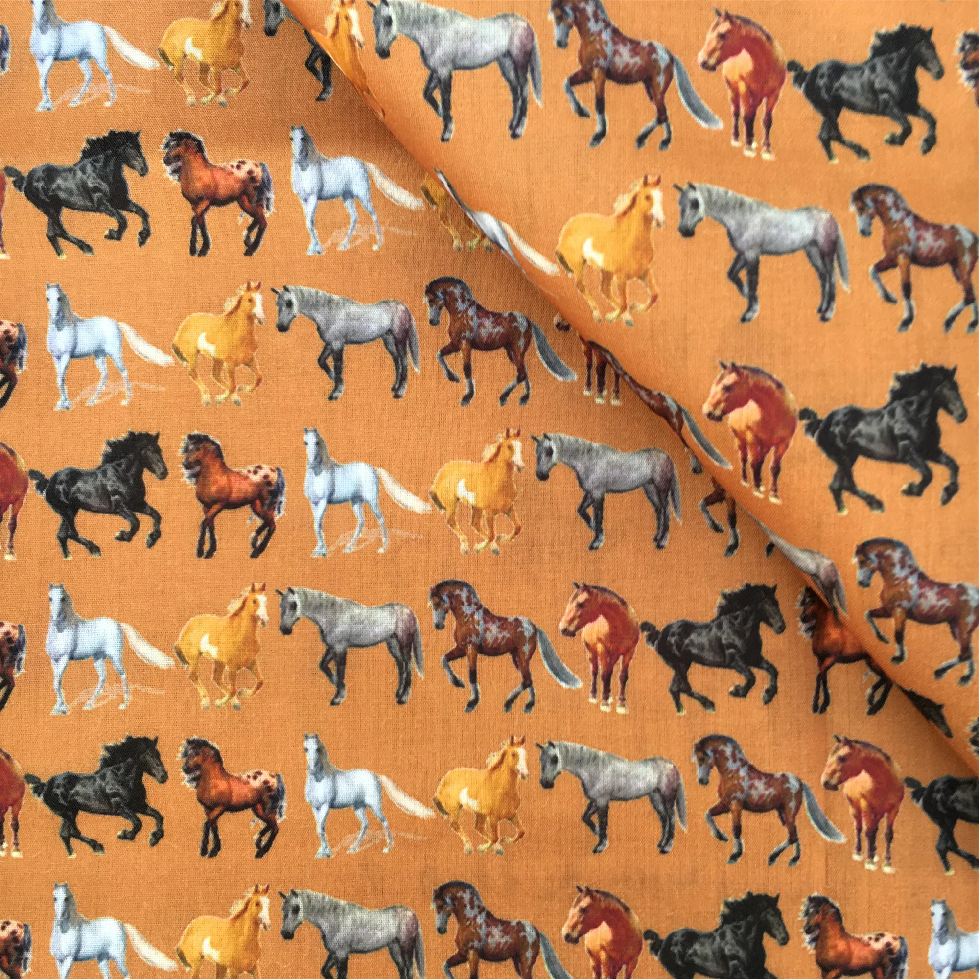 Patchwork Horse Wolf Printed Polyester Cotton Fabric for Tissue Sewing Quilting Fabrics Needlework Material DIY Handmade,c14281