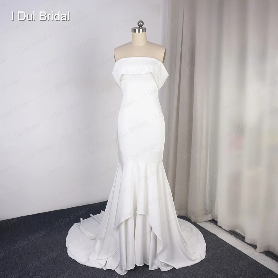 Einfache Mantel Boot Hals Bare Schulter Hochzeit Kleid Crepe Brautkleid mit Tiered Rock