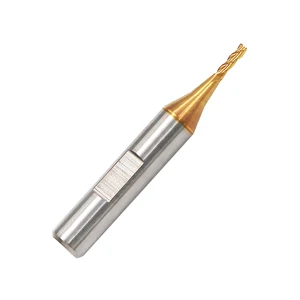 Sonda, 1,5 mm'lik 3 boyutta bir at ve bir yunus için kesilir 12-En çok satan, özel hayvan №12