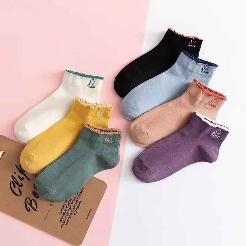 Women Cotton Socks Casual Harajuku Solid Girls Cute Sock Female Fashion Multicolor Embroidered Smile Short Sox Streetwear