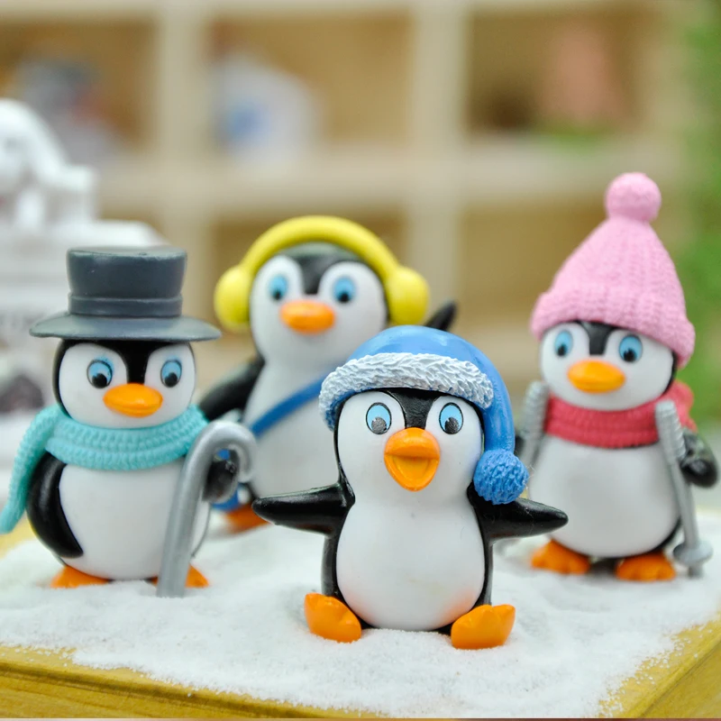 4 Pcs Penguin Famil…