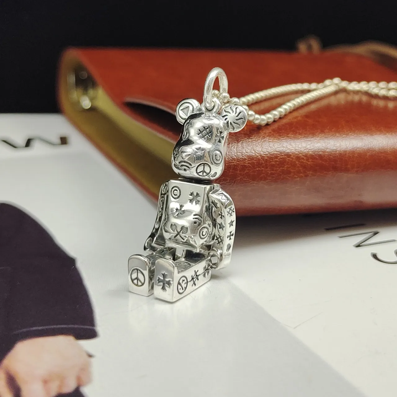 New S925 sterling silver retro limbs movable cartoon graffiti bear pendant hipster street hip-hop street dance