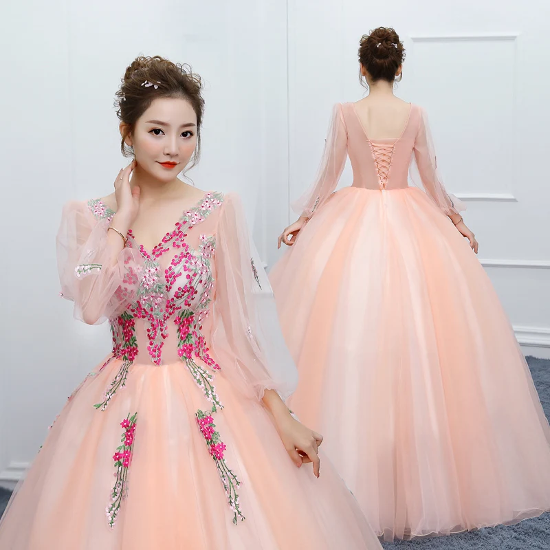 

Long Sleeve Quinceanera Dresses Appliques Embroidery Sweet 16 years Lace up back Vintage Ball Gown Long Vestidos Party Prom