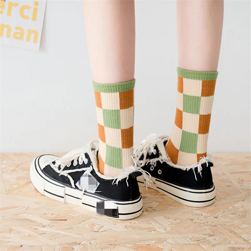 Funny Cute Japanese High School Girls Cotton Loose Striped Crew Socks Colorful Women Harajuku Designer Retro Short Socks