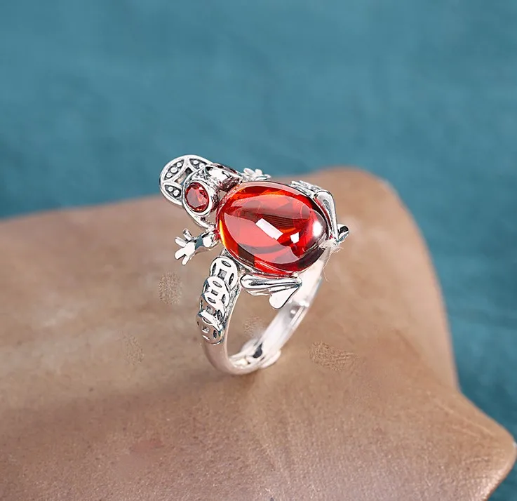 Real s925 silver jewelry Thai silver antique old hand ornaments coin pomegranate red toad ring opening