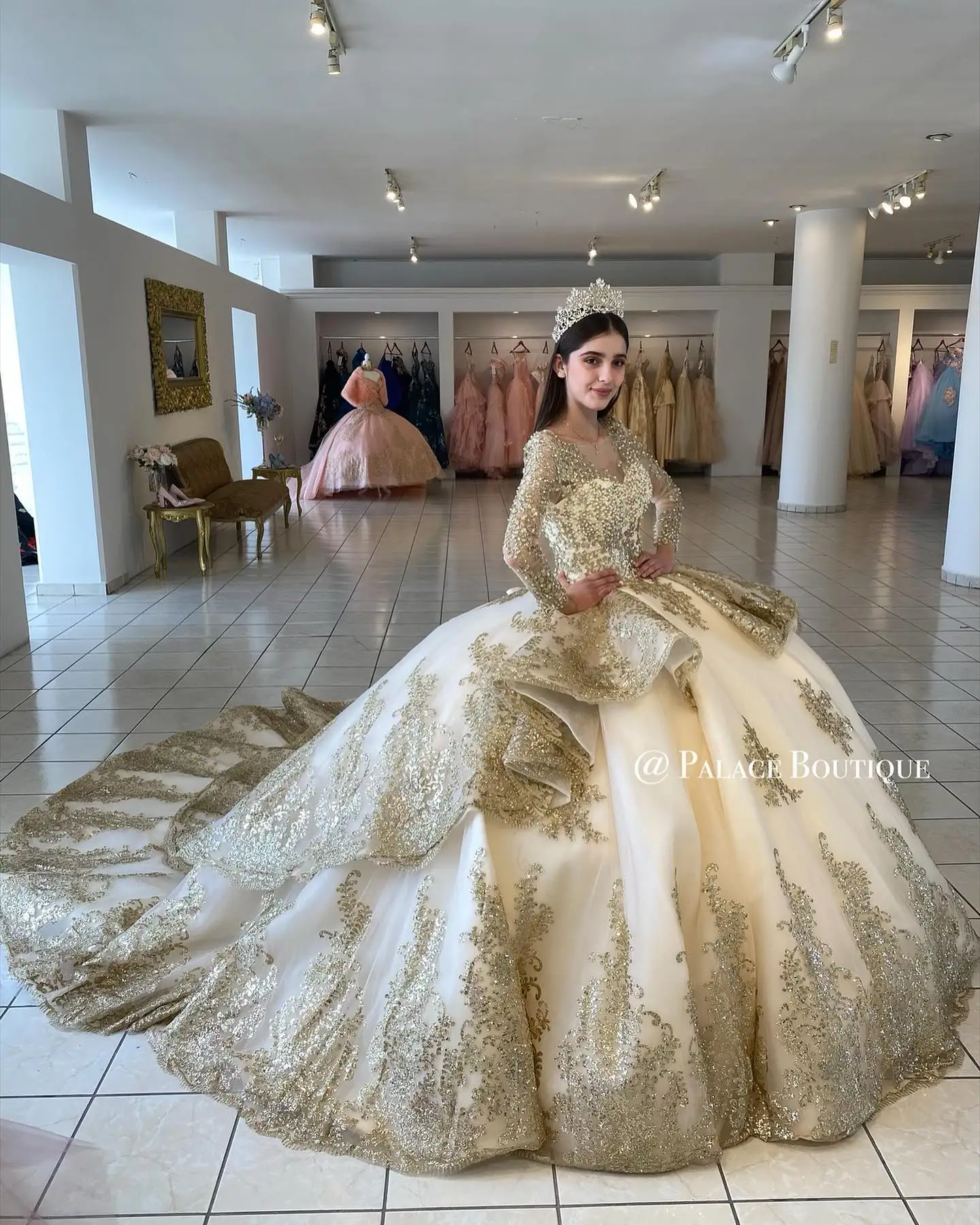 فستان حفلة بأكمام طويلة من Quinceanera ، فساتين شامبانيا ، مزين بأربطة ، ملابس حفلات ، فستان 16 حلو ، حفلة موسيقية