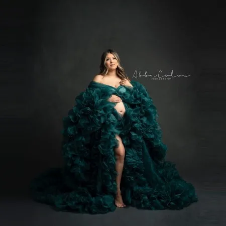 

Luxury Puffy Maternity Robes Custom Made Long Sleves With Waistband Floor Length With Train Fluffy Organza Pregnancy Gowns