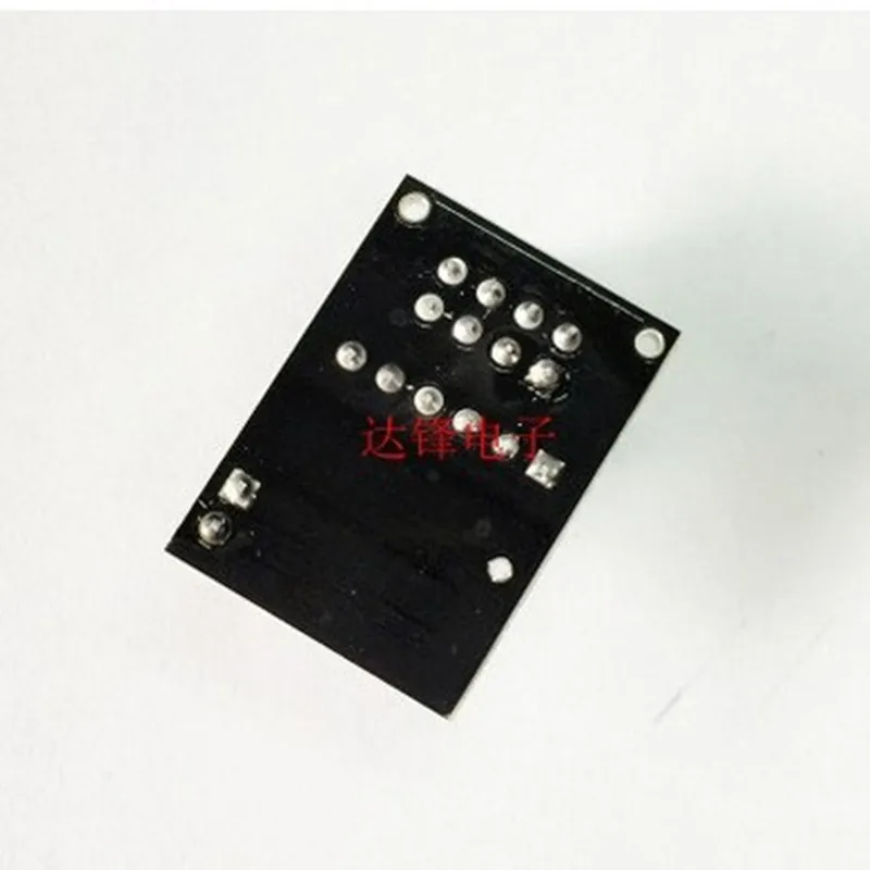 โมดูลอะแดปเตอร์โมดูลไร้สาย3.3V สนับสนุน24L01โมดูลไร้สายโดยใช้สมาร์ทรถหุ่นยนต์