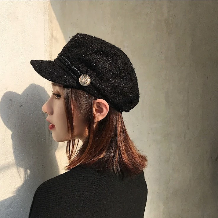 Hot Wool hat cap for women casual streetwear rope flat cap elegant solid autumn winter warm Metal chain beret hat female