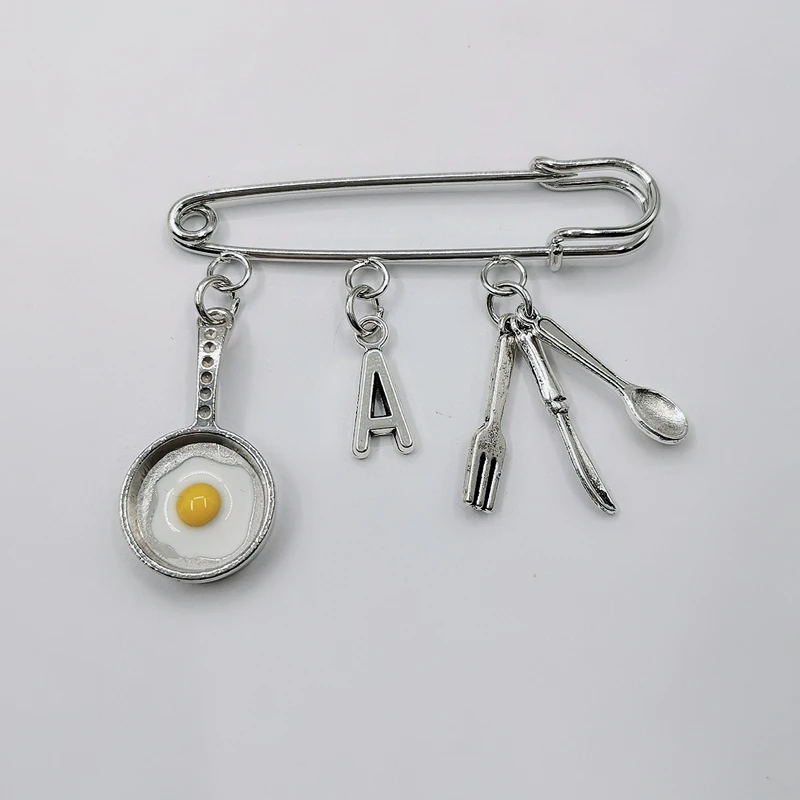 Chef gift chef brooch fried egg frying pan tableware kitchen gift knife and fork letter A-Z personality brooch