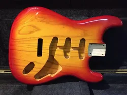 6 Strings sunburst Electric Guitar Body ASH Wood SSS Pickups can custom color factory custom