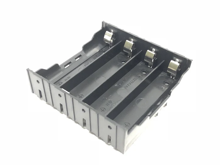 MasterFire 500 pz/lotto di Plastica Scatola di Immagazzinaggio Del Supporto Della Copertura di Spille per 4x18650 Cassa di Batteria Clip di Supporto 4 Spille Contatto 3.7V DC Black
