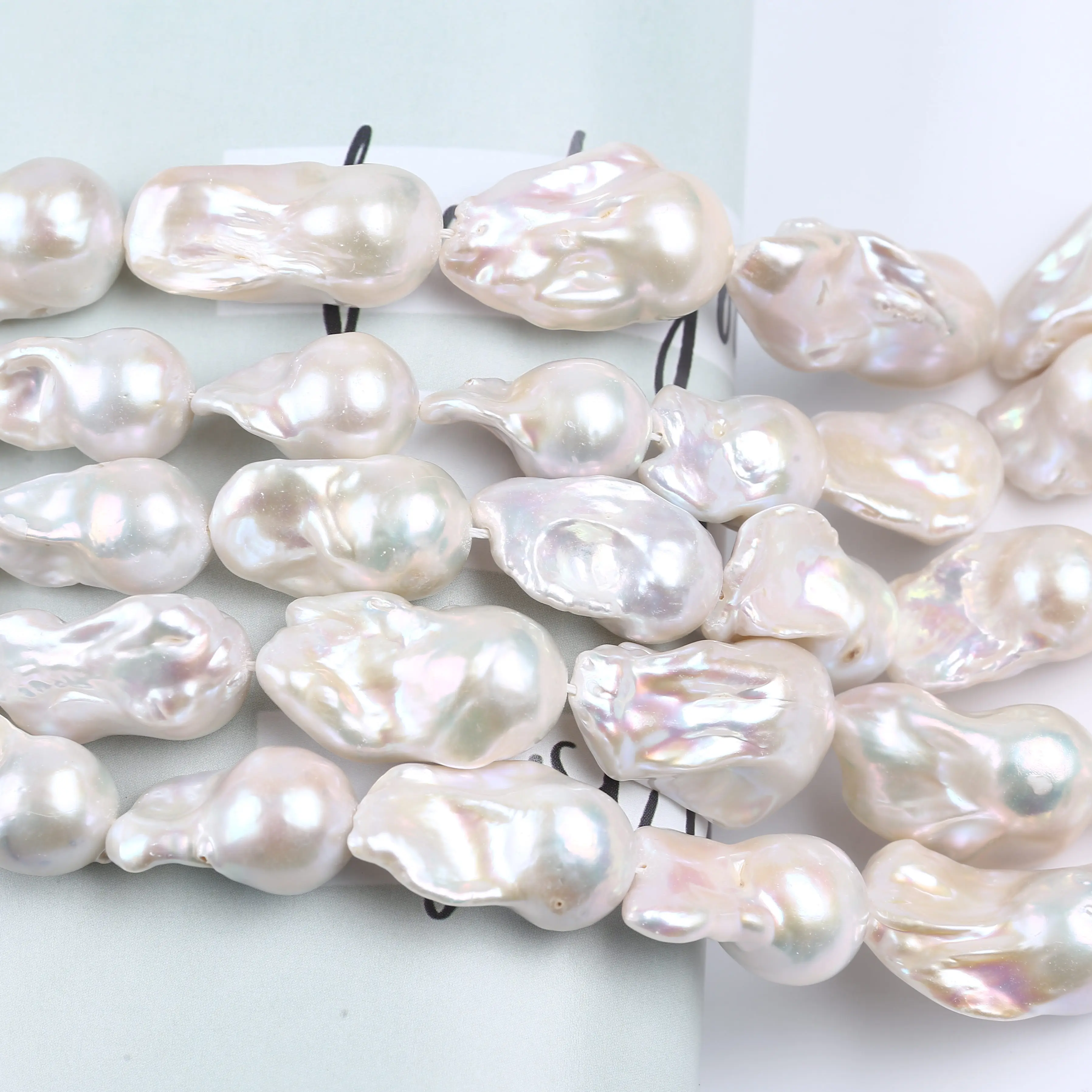 

Factory price 11-18mm white natural freshwater big baroque pearl strand jewelry fireball pearls string