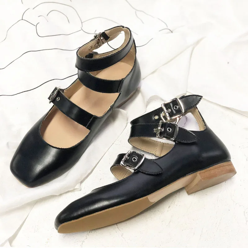 2021 Summer Flat Shoes Woman New Vintage Hollow Out Metal Buckle Gladiator Black Elegant Harajuku Flats Sandals Zapatos