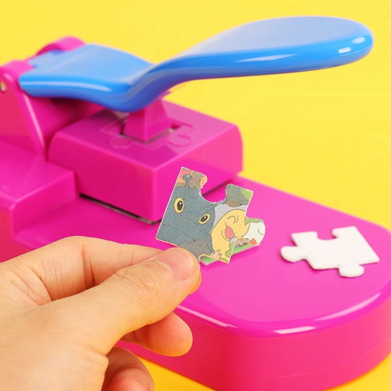 

Home DIY jigsaw puzzle cutting machine, children’s manual jigsaw painting, portable self-made jigsaw puzzle toys cutting machin