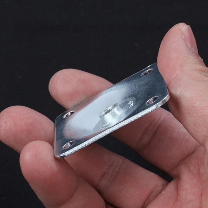 4 pezzi gambe angolate piastra di fissaggio mobili staffa di montaggio sicura piedini da tavolo da 12 gradi accessori per divani Hardware per la casa