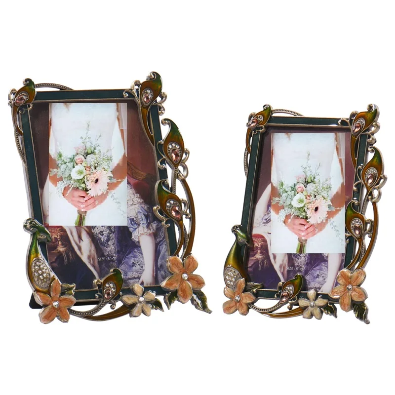 

European-Style Photo Frame, Beautiful Metal Picture Frame