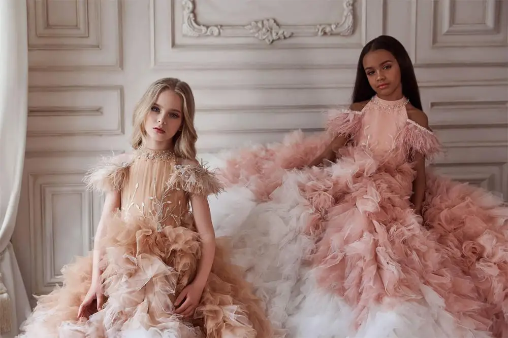 Robes de demoiselle d'honneur à volants pour mariage, robe de Rhen tulle pour enfants, jupe à plusieurs niveaux, reconstitution historique de plumes, perles à col haut, luxe