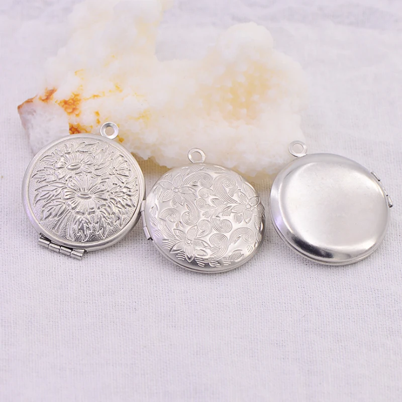 5pcs/lot Carved Designs Round Photo Frame Pendant Stainless Steel Charms Locket Necklaces Women Men Fashion Memorial Jewelry