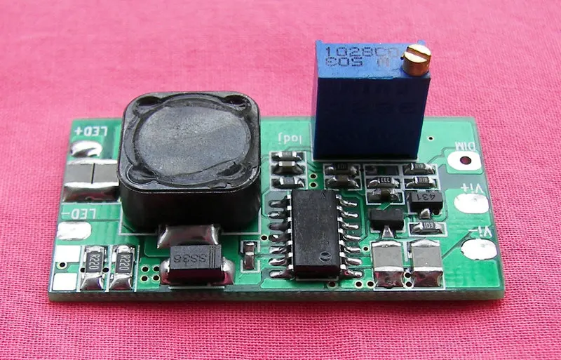 Controlador de corriente constante para coche, controlador LED ajustable de 0-1.5A, DC-DC, linterna