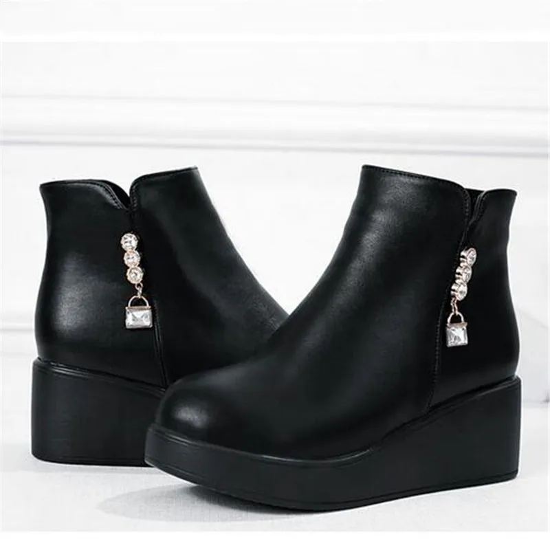 ZXRYXGS High Quality Pu Leather Rhinestone Boots Fashion Elegant Autumn Winter Women Boots Platform Wedges Heighten Shoes Boots