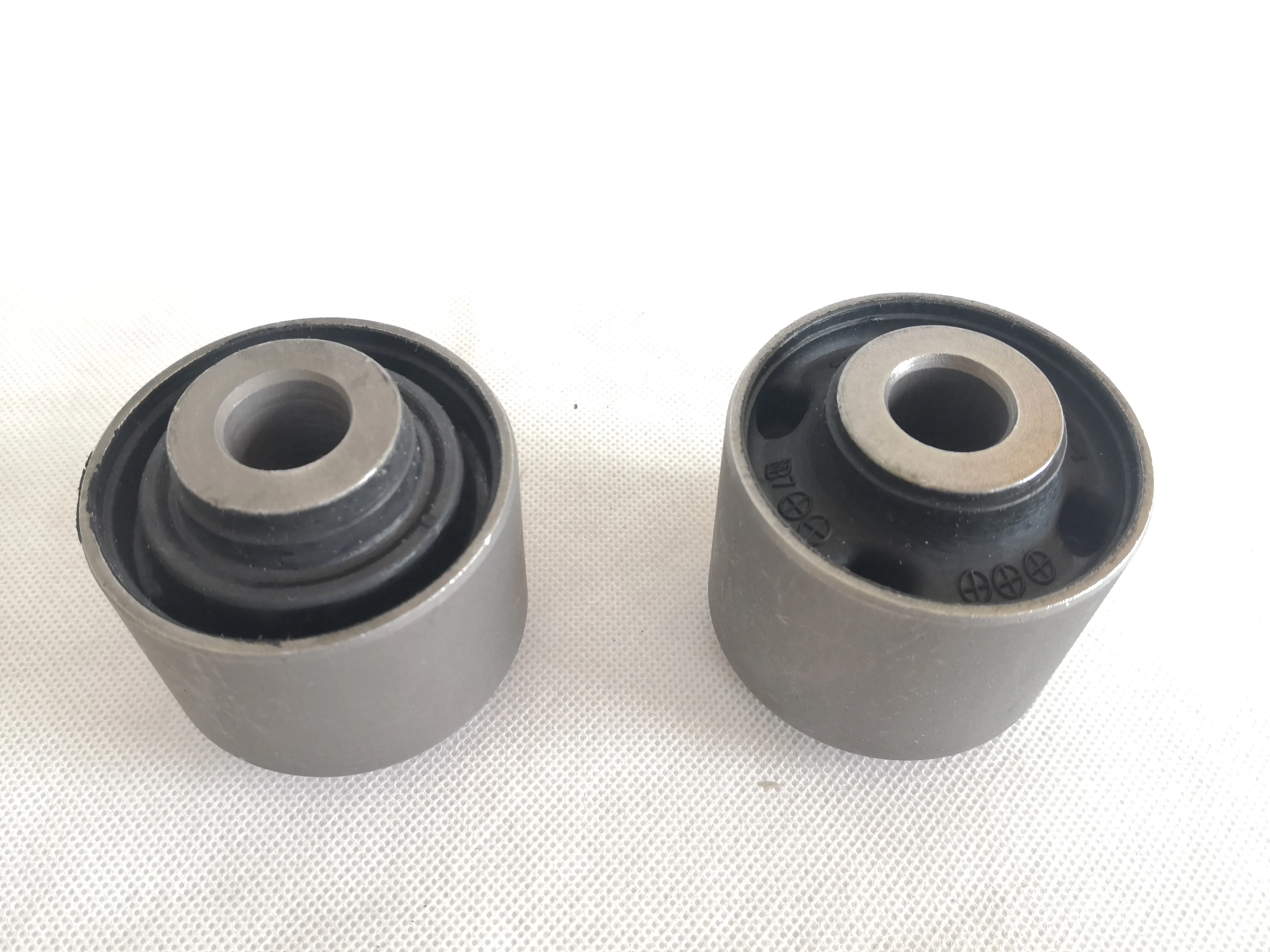 Mitsubishi pajero car KH6W KG5W swing arm bushing slab after suspension bushing rubber sets of 4113A085 MR210731