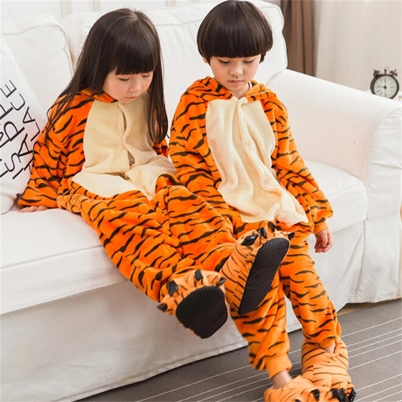 Tijger Pyjama Pak Voor Kids Hooded Animal Onesie Pyjamas Winter Flanel Zachte Warme Nachtkleding Anime Tiger Cosplay Anime Onesie